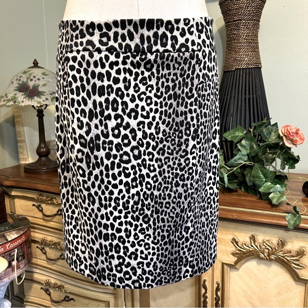 Michael Kors Black & Gray Leopard Print Skirt